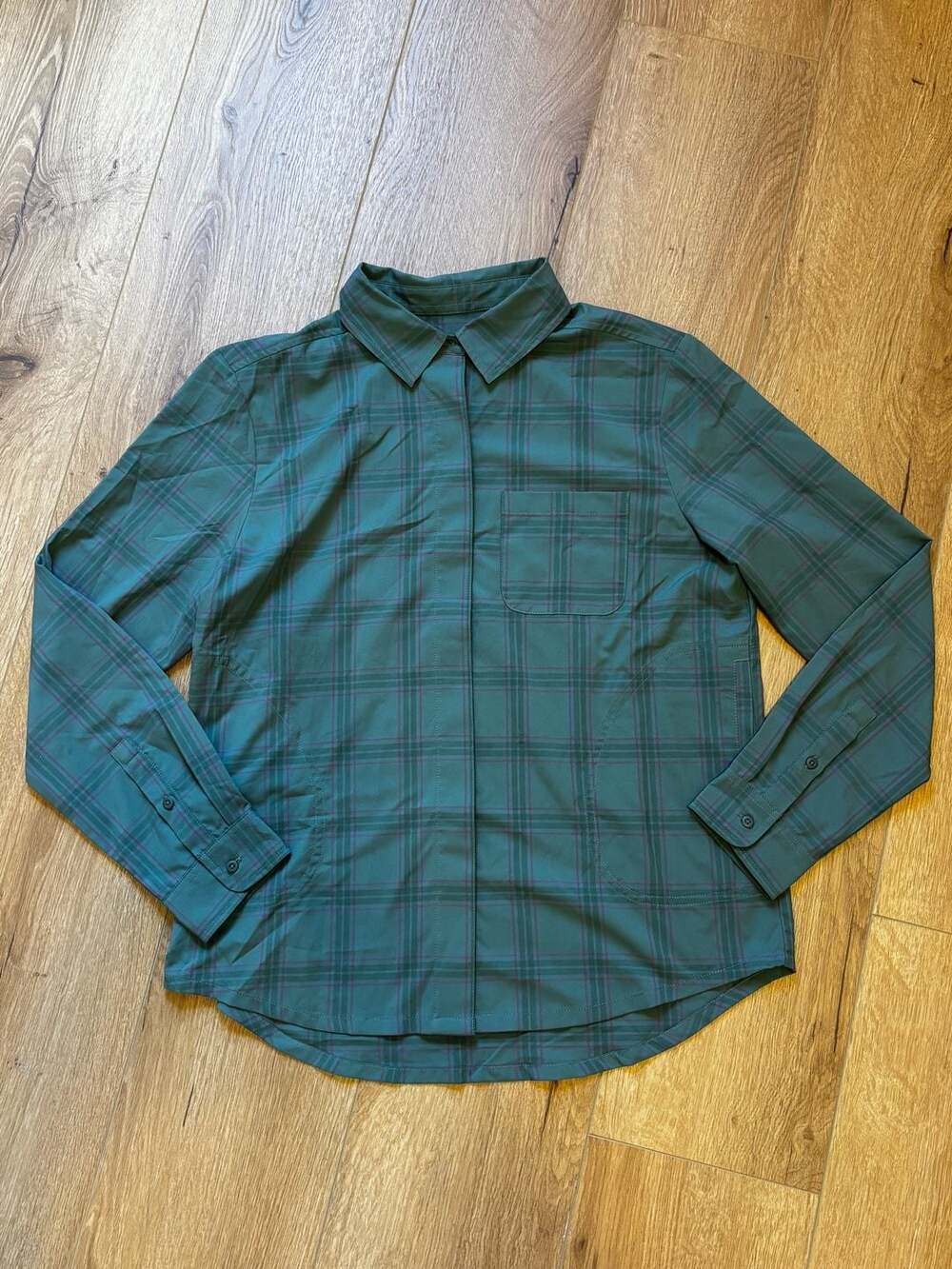 Title Nine Women's Hitch Plaid Long Sleeve Technical Shirt, Size M